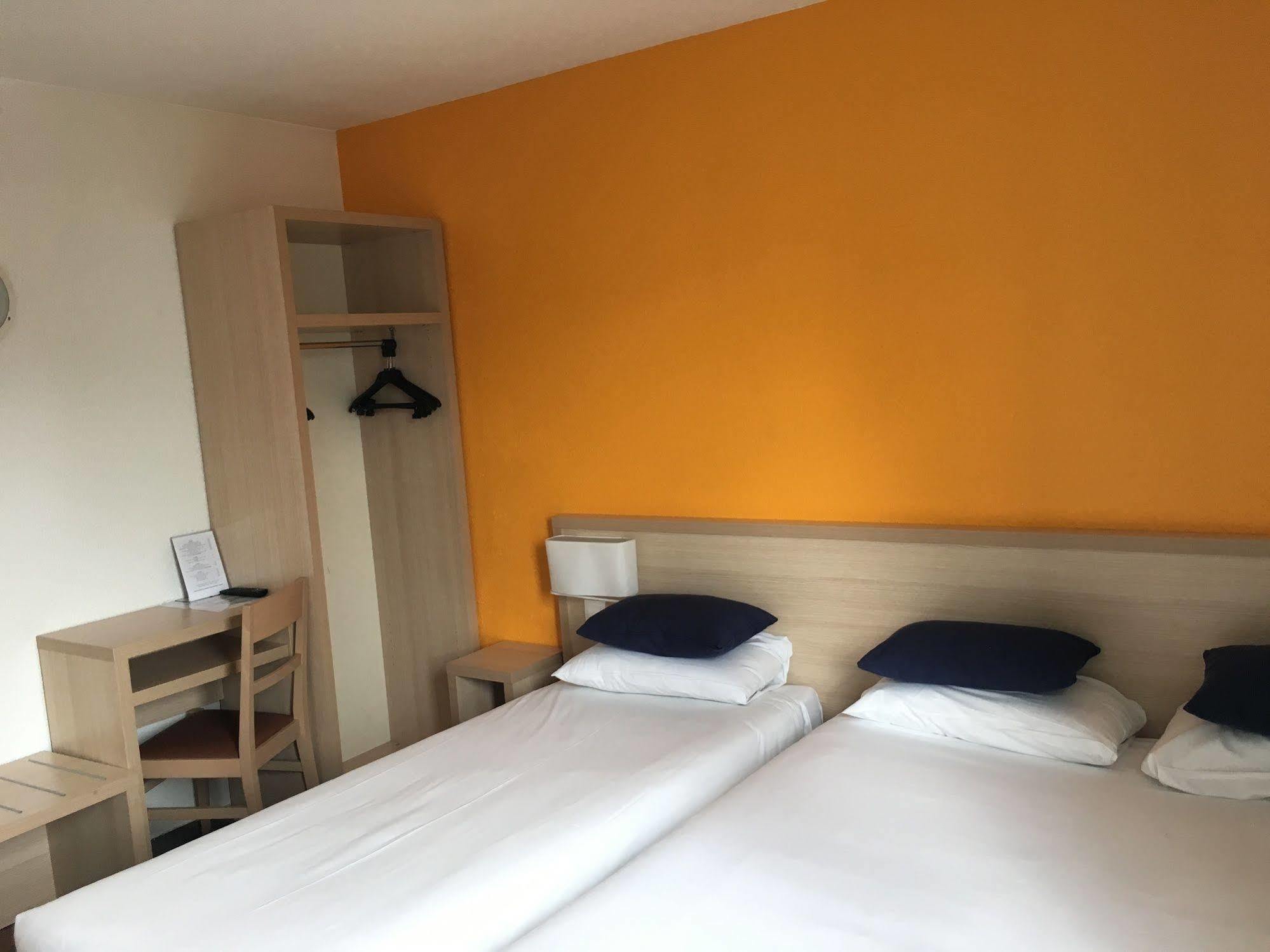 Budget Hotel Melun Sud - Dammarie Les Lys エクステリア 写真